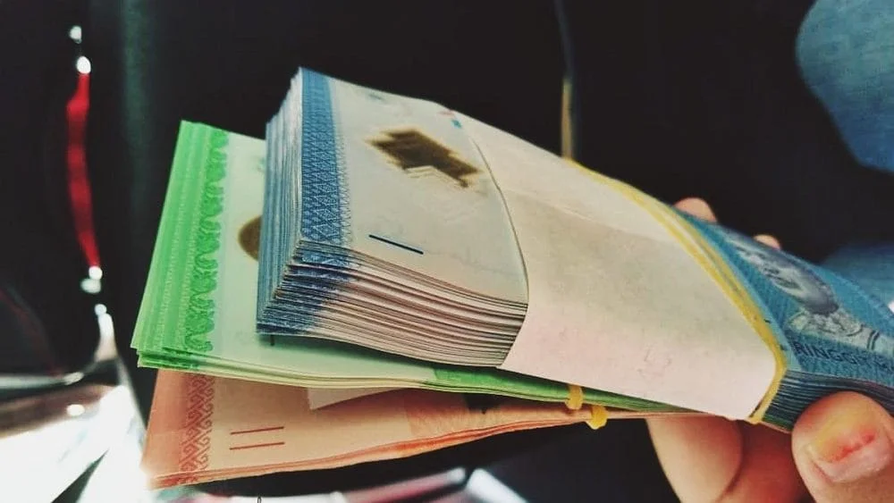 Mudahnya tukar duit raya di Maybank, hanya di mesin ATM