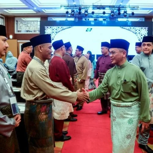 Datuk Dr. Mohd Na’im Mokhtar, Menteri di Jabatan Perdana Menteri (Hal Ehwal Agama).