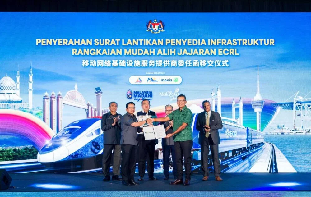ECRL lantik Maxis jadi rakan telco 10 tahun